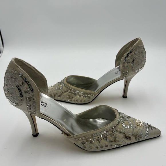 VALENTI FRANCO Heels 9‎ Silver Wedding Shoes Prom Fancy Sequins Beaded Formal - Picture 7 of 11